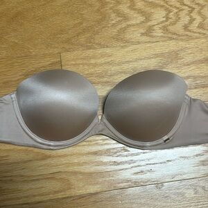 Victoria’s Secret strapless beige bra 34c very sexy collection
